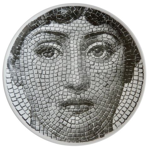 Dramatic Composition, Modern Dinner Plates, Roman Mosaics, Lina Cavalieri, Entertaining Dinner, Art Eyes, Turtle Drawing, Roman Mosaic, Piero Fornasetti