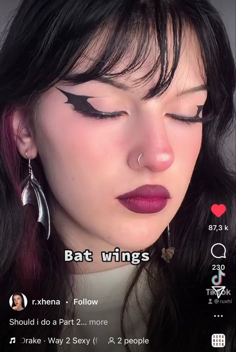 Bat Wing Makeup, Bat Wing Eyeliner, Bat Makeup, Wing Eyeliner, Kawaii Makeup, Alternative Makeup, Bird Wings, Heart With Wings, Bat Wing