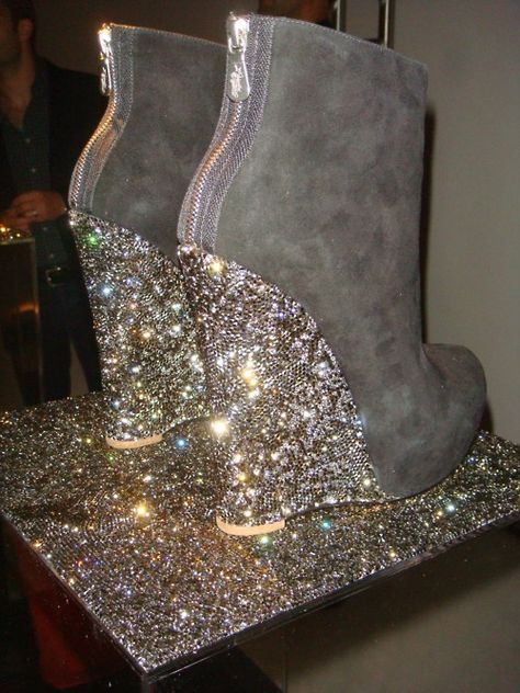 Blinged Shoes, Sparkle Boots, Expensive Stuff, Silver Sparkly Heels, Bling Heels, Hat Jewelry, Dragon Images, Expensive Shoes, Sparkly Heels