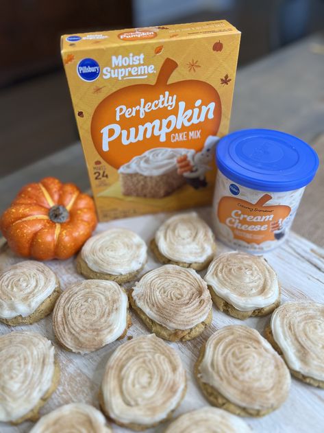 Cake Mix Pumpkin Cookies Easy Recipes, Pumpkin Cookies From Cake Mix Recipes, Pumpkin Cake Mix Cookies, Pumpkin Cake Mix, Pumpkin Cookies Easy, Fall Sweets, Air Fryer Recipes Appetizers, The Best Cookies, Crumbl Cookies