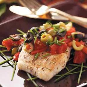 Mediterranean-Style Red Snapper Recipe Red Snapper Recipes, Macrobiotic Diet, Snapper Recipes, 1000 Calorie, Dinner Delicious, Rice Side, Scallop Recipes, Red Snapper, Baked Fish