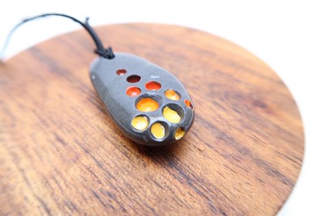 Beach pebble pendant - Beach pebble necklace - Colourful beach pebble pendant - black paracord adjustable in length - yellow, orange, red Pebble Jewelry, Wood Jewelery, Pebble Pendant, Pebble Necklace, Jaune Orange, Rock Jewelry, Wooden Necklace, Colourful Necklace, Boho Necklace