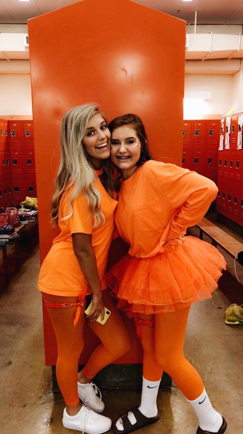 Orange Out Spirit Week Outfits, Orange School Spirit Outfits, Orange And Black Spirit Day Outfit, Orange Spirit Day Outfit, Orange Out Football Game Outfit, Past Vs Future Spirit Week Outfits, Football Game Outfit Highschool, Homecoming Spirit Week, School Spirit Week