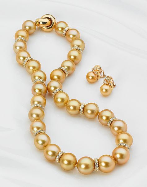 Golden South Sea Pearl Necklace and Earrings with Diamond Rondells ~ Golden Pearl Necklace, Pearl Necklace And Earrings, South Sea Pearl Necklace, The Bling Ring, Golden Pearl, Expensive Jewelry Luxury, Pearl Jewels, Pearl Necklace Designs, Pearl And Diamond Necklace