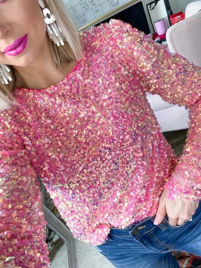 sequin shirt, pink sequin, christmas outfit, new years outfit, date night outfit, denim outfit Pink Sequin Top Outfit, Shoulder Pad Top, Sequins Top Outfit, Pink Sequin Top, Outfit Date Night, Outfit Date, Outfit Denim, Queen Outfit, New Years Outfit