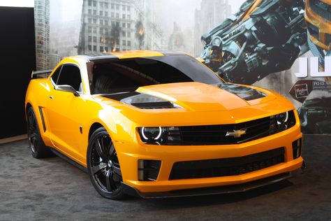 #2012 #bumblebee #camaro #transformers #4K #wallpaper #hdwallpaper #desktop Chevrolet Camaro Yellow, Bumblebee Car, Chevrolet Camaro Bumblebee, Transformers Cars, Bumblebee Transformers, Transformers 5, Movie Cars, Car Hd, Transformers Bumblebee