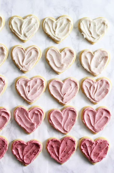 Ombré Raspberry Lemon Sugar Cookies Lemon Sugar Cookies, Dried Berries, Lemon Sugar, Smitten Kitchen, Lemon Raspberry, Think Food, Lemon Cookies, Valentine Cookies, Comfort Foods