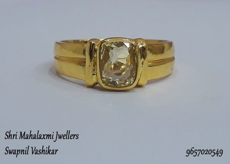 Pushkraj Stone Ring For Men, Gents Ring Design, Pukhraj Ring, Stone Rings For Men, Stunning Rings, Stone Ring Design, Mens Ring Designs, White Stone Ring, Ladies Rings