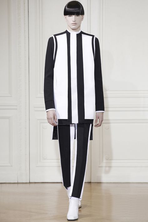 Rad Hourani Spring/Summer 2013 Haute Couture Unisex Dress Clothing, Rad Hourani, Techwear Fashion, Geometric Fashion, 3d Fashion, Men Stylish Dress, Futuristic Fashion, Well Dressed Men, Men Shirt Style