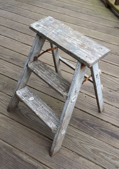 Vintage Ladder Plant Stand ~ Fusion Mineral Paint  Lily Pond Green Step Ladder Plant Stand, Ladder Planter, Ladder Plant Stand, Garden Ladder, Upcycle Storage, Chalk Paint Makeover, Room Box Miniatures, Coin Café, Vintage Ladder