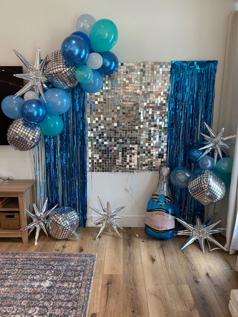 Easy DIY bach party photo wall. #bachelorettepartyideas #bachelorette #bachelorettepartythemes Bachelorette Photo Wall, Bachelorette Party Photo, Lingerie Party, Bachelorette Trip, Bachelorette Party Themes, Bach Party, Party Photo, Here Comes The Bride, Party Photos