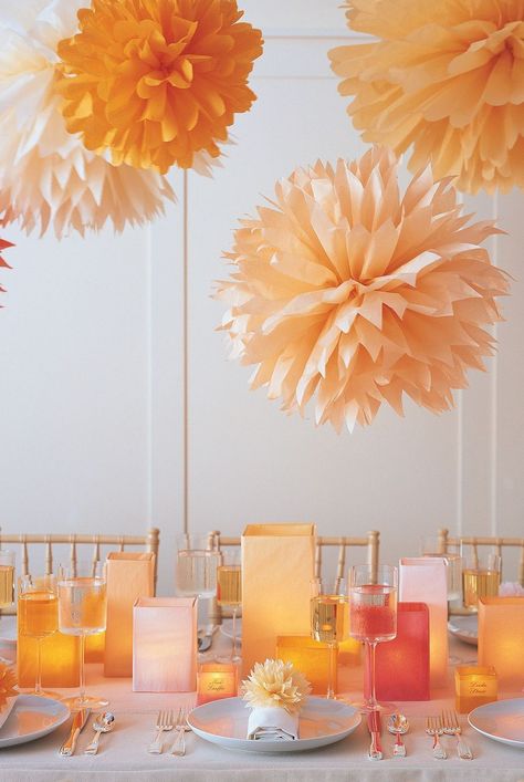 Use tissue paper and crepe paper to create pom-poms, paper flowers, party favors, accessories for kids, place cards, and more unique crafts. Follow our easy crepe paper craft projects for pretty handmade decor and more that can be done in a few minutes or an afternoon. #papercraftideas #paper #craftideas #marthastewart #diyideas #diydecorideas #handmadecrafts #marthastewart #diypartydecor Apartment Decoration, Tissue Paper Pom Poms, Paper Pom Poms, Diy And Crafts Sewing, Ideas Vintage, Craft Wedding, Crafts For Girls, Decor Minimalist, Crepe Paper