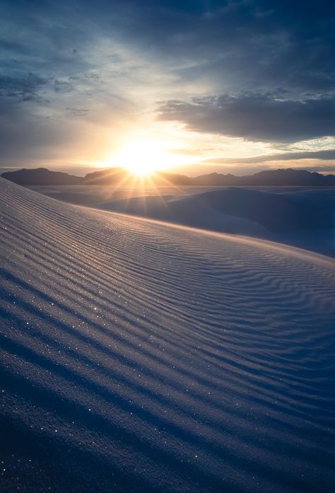 Sunsets at White Sands aren't just beautiful, they're magical! 🌅 Discover the wonder of White Sands National Park, New Mexico. Click the link to explore more! #TravelGoals #SunsetMagic White Sands National Park, White Sand, Travel Goals, Nature Wallpaper, New Mexico, National Parks, Wonder, White, Photography