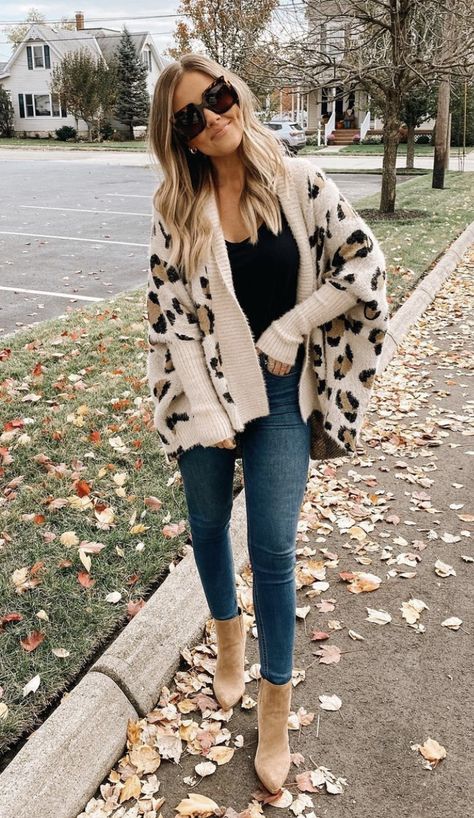 Sfw Outfits, Animal Print Cardigan Outfit, Print Cardigan Outfit, Leopard Cardigan Outfit, Trendy Outfits 2020, Cozy Outfits, Oufits Casual, Leopard Print Cardigan, Cardigan Outfits