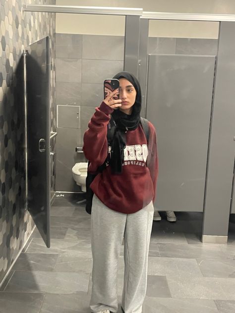 Winter Outfits Tomboy Style, Winter Outfits Tomboy, Hijabi Outfits Modest, Hijabi Outfits School, Outfits Tomboy Style, Cute Hijabi Outfits, Street Hijab, Modest Winter Outfits, Hijabista Fashion