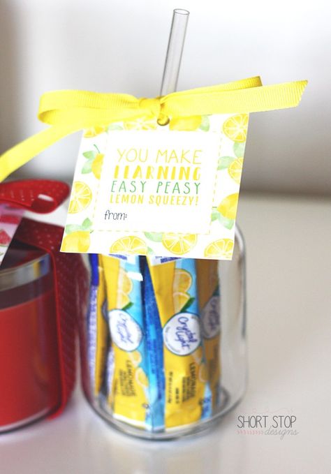 Appreciation Gifts Diy, Teacher Appreciation Gifts Diy, Cars Ideas, Teachers Diy, Employee Appreciation Gifts, Mason Jar Crafts Diy, Mason Jar Gifts, School Teacher Gifts, Diy Teacher Gifts