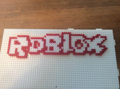 Roblox Perler Bead Patterns, Perler Bead Logos, Roblox Perler Beads, Logo Perler Beads, Roblox Pixel Art, Minecraft Beads, Roblox Noob, Roblox Logo, Roblox Doors