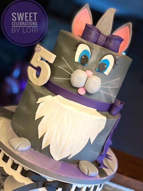 Cat Cake Two Tier, Kitty Cat Cake, Cake Two Tier, Two Tier Cake, Cake Stuff, Cat Birthday Party, Cat Cake, Bday Cake, Sugar Cravings