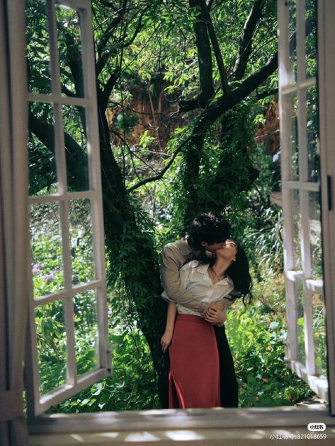 Best Honeymoon Destinations, Honeymoon Spots, Photographie Portrait Inspiration, Aesthetic Couple, 사진 촬영 포즈, Best Honeymoon, My Kind Of Love, Foto Poses, Romantic Getaway