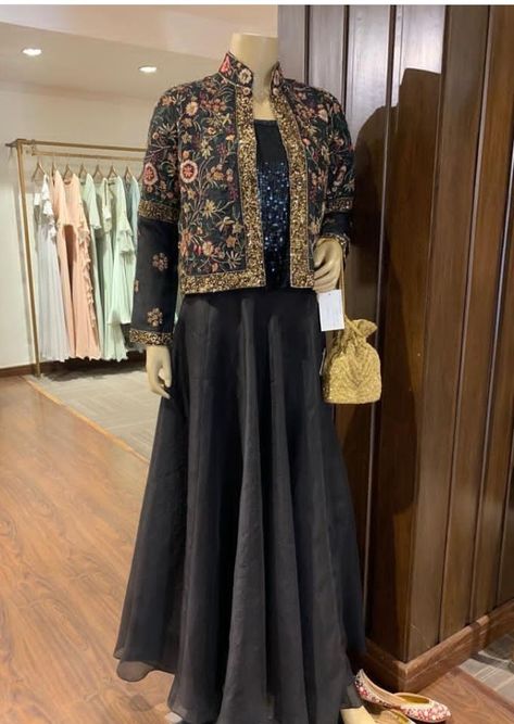 Jacket Pattern Dress Indian, Long Frock With Jacket, Gown With Jacket Indian, Frock With Jacket, Long Dress With Jacket, Western Dress Long, Gown Traditional, Kalamkari Dress, Long Flare Dress