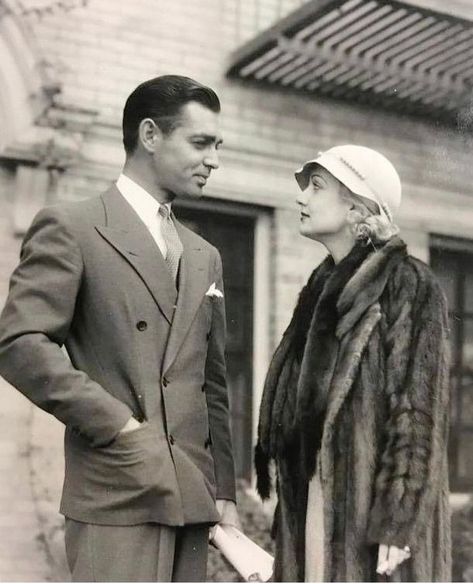 Carole Lombard Clark Gable, Star Pics, Carole Lombard, Clark Gable, Old Hollywood Stars, Famous Couples, Hollywood Legends, Movie Star, Old Hollywood Glamour