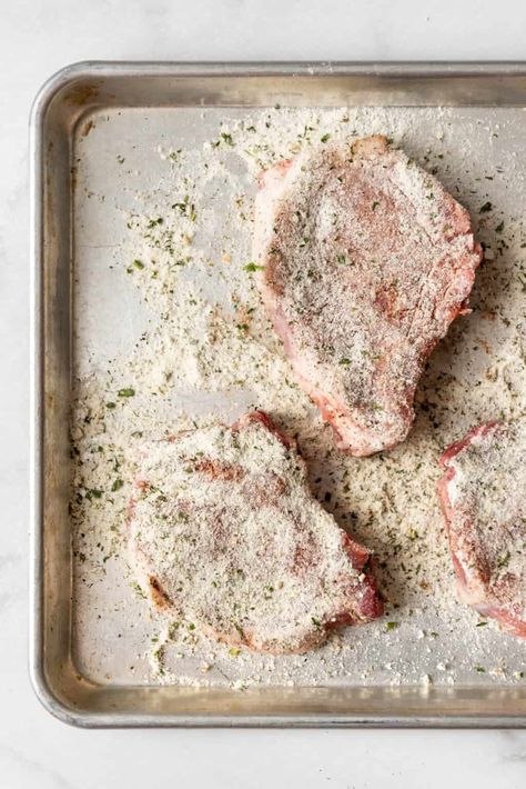 Uncooked pork chops dredges in powdered ranch seasoning mix. Hidden Valley Ranch Pork Chops, Ranch Pork Chops Baked, Baked Ranch Pork Chops, Pork Chop Seasoning, Dry Ranch Seasoning, Ranch Pork Chops, Paprika Pork, Ranch Seasoning Mix, Baked Pork Chops