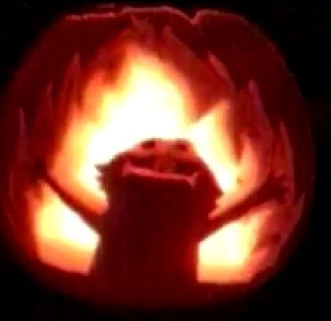 Lol Elmo On Fire Pumpkin, Elmo Fire Pumpkin Carving, Meme Pumpkin, Halloween Pumpkin Painting Ideas, Halloween Pumpkin Painting, Painted Pumpkin Ideas, Pumkin Decoration, Halloween Pumpkin Carving Stencils, Pumkin Carving