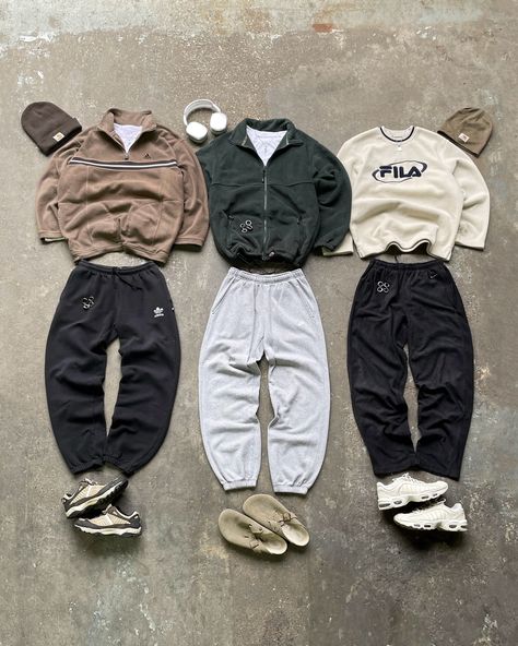 OUR COMFY COLLECTION IS LIVE ☁  - 150+ vintage pieces to keep you as snug as a bug in a rug this winter. Tap to shop the fits. - Shop smart, shop sustainably 🛒 Mens Fits Winter, Men’s Outfit Ideas Winter, Mens Winter Fashion Aesthetic, Men Outfits Casual Winter, Stolckom Aesthetic, Winter Casual Outfits Men, Fall Winter Outfits Men, Manly Outfit, 90s Fits Men