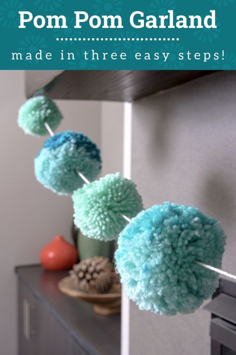 Yarns Ornaments, Diy Pom Poms, How To Make Tassels, Pom Pom Pillows, Pom Pom Wreath, Diy Pom Pom, How To Make A Pom Pom, Pom Pom Maker, Pom Garland