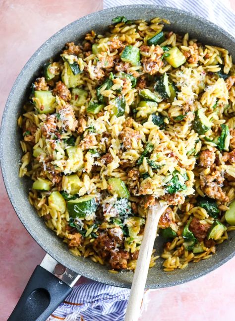 Ground Sausage Zucchini Recipes, 5 Ingredient Healthy Recipes, Dinner Recipes With Italian Sausage, Semi Healthy Dinners, Dinners With Zucchini, 5 Ingredient Recipes Dinner, Sausage Recipes Ground, Italian Sausage And Zucchini, Recipes Italian Sausage