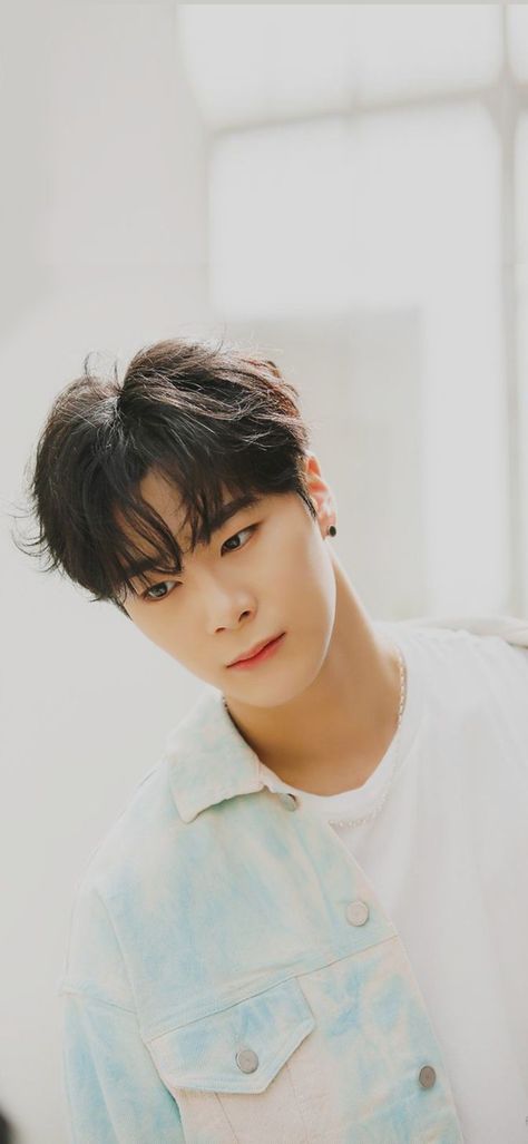 Moonbin Astro Wallpaper, Moonbin Wallpaper, Sya Blitzers, Astro Member, Moonbin Astro, Astro Moonbin, Astro Wallpaper, Stranger Things Poster, Hyun A