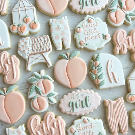 Peach Royal Icing Cookies, Peach Themed Cookies, Sweet As A Peach Cookies, Peach Decorated Cookies, A Sweet Little Peach Is On The Way, One Sweet Peach Cookies, Peach Cookies Decorated, Peach Baby Shower Cake, Sweet As A Peach Baby Shower Ideas