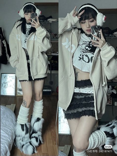 Funky Clothing Aesthetic, Angel Theme Outfit, Fairy Shirt Outfit, Tech Style Fashion, Winter Subversive Outfits, Plus Y2k Outfits, Casual Gyaru Outfits, Pick An Outfit Aesthetic, Winter Acubi Fashion