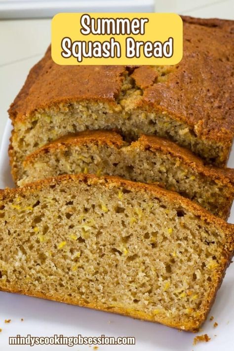 Yellow Summer Squash Bread (as good as zucchini!) - Mindy's Cooking Obsession Yellow Squash Bread Recipe, Yellow Squash Bread, Squash Bread Recipe, Summer Squash Bread, Summer Bread, Squash Cakes, Squash Muffins, Zucchini Loaf, Squash Bread