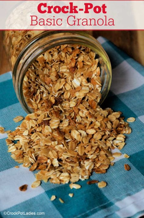 Crockpot Granola, Basic Granola Recipe, Basic Granola, Make Granola, Pumpkin Crockpot, Slow Cooker Applesauce, 3 Ingredient Recipe, How To Make Granola, Granola Ingredients