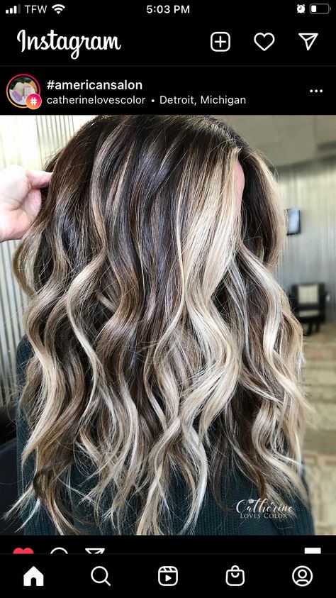 Blonding For Brunettes, 2023 Highlight Trends For Brunettes, Brown And Blonde Contrast Hair, Hair Inspiration Blonde Balayage, Bold Dimensional Hair, Unique Bayalage Hair, Dark With Blonde Balayage, Winter 23 Hair Color Trends, Chunky Hilights On Dark Hair