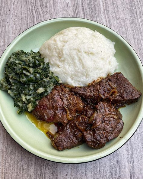 Food From Africa, African Food Ideas, 1000 Calorie Meal, South African Food, Cooking Soul Food, South Africa Food, Cravings Food, Kenyan Food, South African Dishes