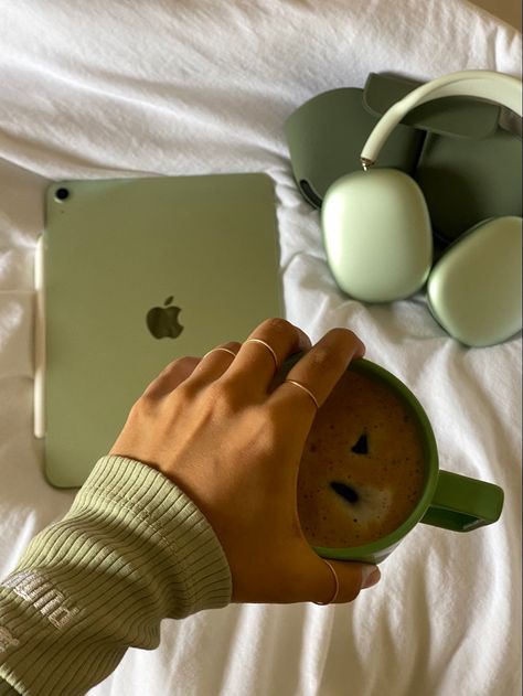 Sage Green Apple Headphones, Green Apple Airpods Max Aesthetic, Apple Airpods Max Green, Green Aesthetic Person, Apple Headphones Green, Airpod Max Green, Green Airpods Max Aesthetic, Sage Green Aesthetic, Green Ipad