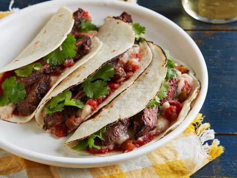 Salsa-Marinated Skirt Steak Soft Tacos with Refried White Beans Recipe | Food Network Kitchen | Food Network Chopped Recipes, White Beans Recipe, Steak Taco, Marinated Skirt Steak, Skirt Steak Recipes, White Bean Recipes, Beef Dinners, Steak Tacos, Light Meals