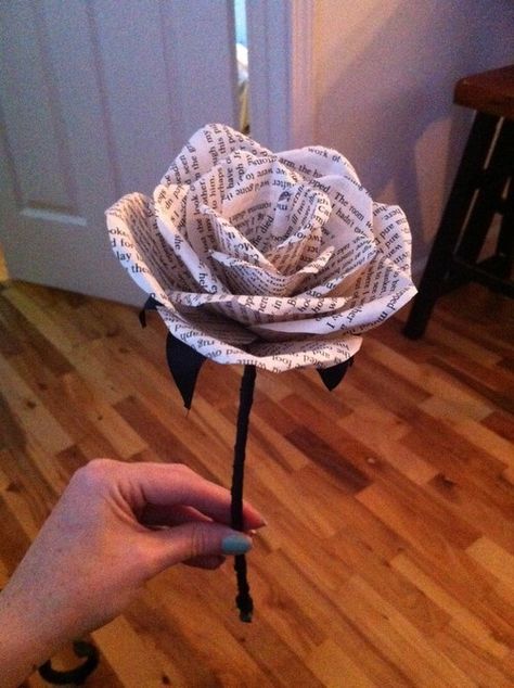 How To Make Paper Roses: Making A Rose Out Of Paper, How To Make A Rose Bouquet Out Of Paper, Black Paper Roses Diy, How To Make Newspaper Flowers, Diy Paper Roses Easy, How To Make A Rose Out Of Paper, How To Make Paper Bouquet, How To Make Roses Out Of Paper, How To Make A Rose