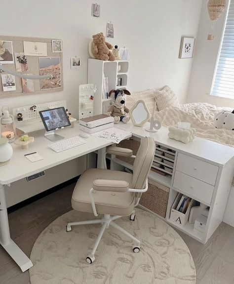 Korean Room Aesthetic Desk, Desk Room Divider Ideas, Cute Desk For Bedrooms, Bed Rooms Ideas With Vanity, Minimalistic K Pop Room Ideas, Saranghoes Room, L Desk Setup Aesthetic, Korean Style Room Bedrooms, L Shaped Desk Aesthetic