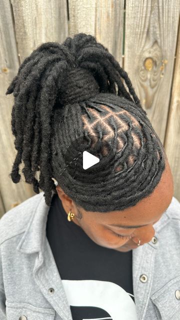 Jah Locs, LLC. on Instagram: "OOoohhhh !!! Stop playing with my loc babes 💁🏾‍♀️🥰‼️

It’s a pretty girl summer 💕" Loc Ponytail Styles Dreadlocks, Loc Ponytail Styles Black Women, Elegant Loc Styles, Loc Ponytail Styles, Jah Locs, Loc Ponytail, Loc Updos, Loc Updo, Sleek Ponytail