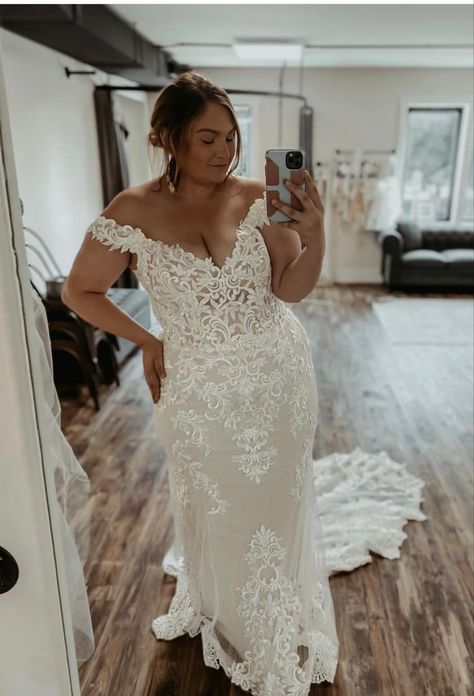 Elegant Plus Size Wedding Dress, Wedding Dress Big Bust, Wedding Dress Mermaid Lace, Wedding Dresses For Curvy Women, Off The Shoulder Prom Dress, Curvy Wedding Dress, Wedding Dress Mermaid, Curvy Wedding, Plus Wedding Dresses