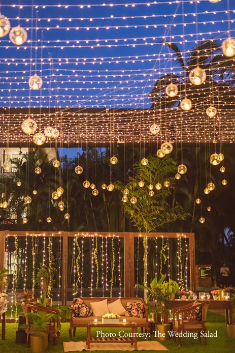 Haldi Decor Ideas, Mehendi Decor Ideas, Night Wedding Decor, Haldi Decor, Cocktail Decoration, Fairy Lights Decor, Wedding Decor Photos, Wedding Entrance Decor, Lights Wedding Decor