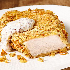 Pretzel Pork Chops, Pretzel Coated Pork Chops, Pretzel Crusted Pork Chops, Baked Pork Cutlets, Pretzel Crust, Food And Nutrition, Pork Cutlets, Mustard Sauce, Baked Pork