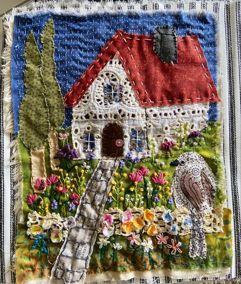 Textile Collage Art, Houses Embroidery, Quilted Pictures, Recycled Fabric Art, Colchas Quilting, Landscape Art Quilts, Textile Art Embroidery, Fiber Art Quilts, Collage Art Projects