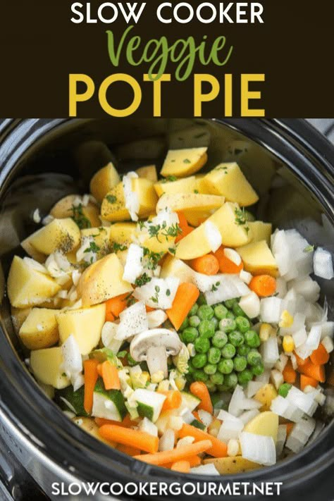 Pot Pie Slow Cooker, Veggie Pot Pie Recipe, Veggie Pot Pie, Vegetarian Pot Pie, Vegan Crockpot, Vegetarian Crockpot Recipes, Vegan Slow Cooker, Slow Cooker Vegetarian, Vegetarian Crockpot