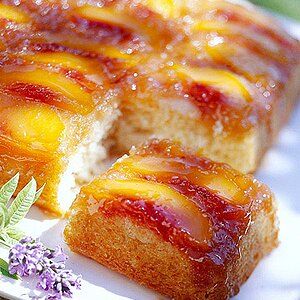 Peach Upside Down Cake, Box Cake Recipes, Peach Desserts, Peach Cake, Pineapple Upside Down Cake, Pineapple Upside, Pineapple Upside Down, Peach Recipe, Upside Down Cake