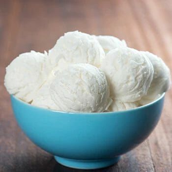 Carnivore Ice Cream, Dessert Recipes Christmas, Easy Desserts Recipes, Coconut Ice Cream Recipe, Ice Cream Healthy, Holiday Dessert Recipes Easy, Caveman Diet Recipes, Coconut Ice Cream Recipes, Easy Dessert Recipes Quick