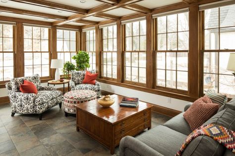 20 Picturesque Traditional Sunroom Designs That Will Extend Your Home Craftsman Sunroom, Modern Sunroom Ideas, Nc Flag, Traditional Sunroom, Modern Sunroom, Sunroom Remodel, Four Seasons Room, Three Season Room, Sunroom Ideas